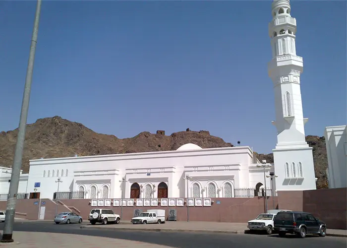Masjid Ahzab at The Seven Mosques Ziyarat Madinah